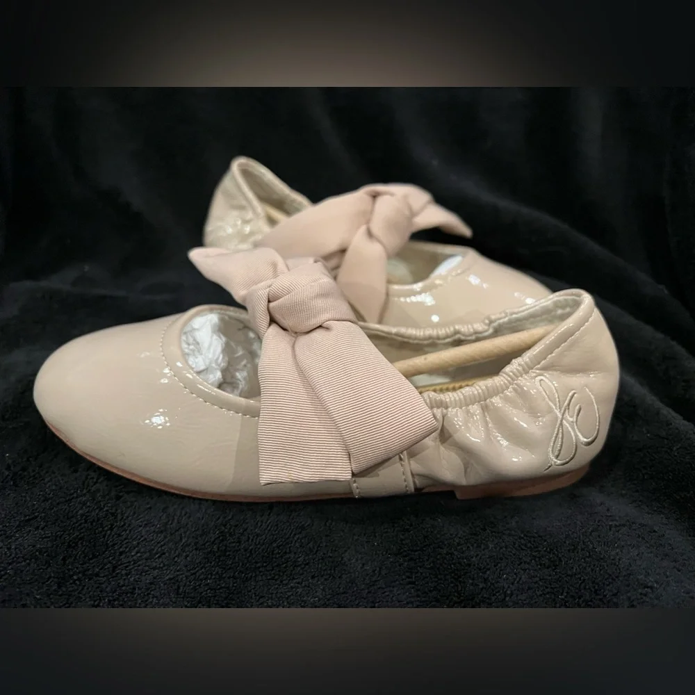 Sam Edelman FELICITY KIDS BALLET FLAT COLOR: Chai Latte Size 2 *Never Been Worn*